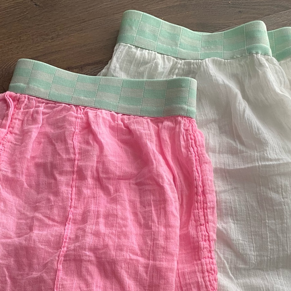 Intimately Free People Two Pair of Sleep Talker Boxers size large, white & Pink